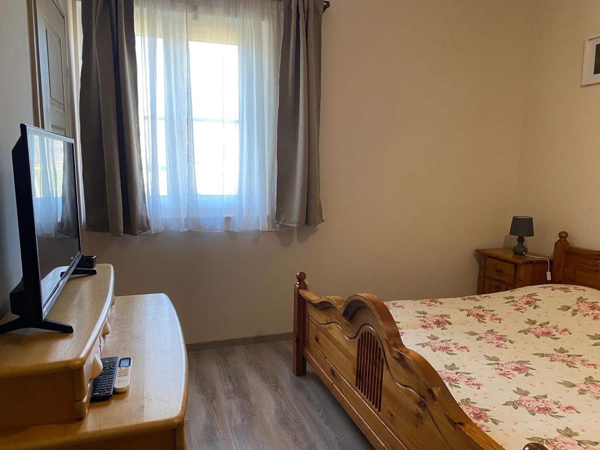 Tuender Pension Mogyoród Esterno foto